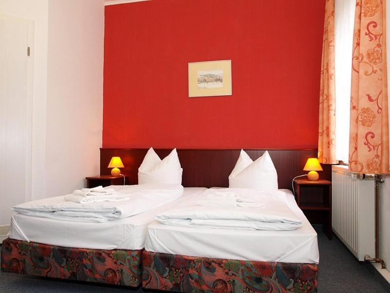 Landhotel Alt-Jocketa Pöhl エクステリア 写真