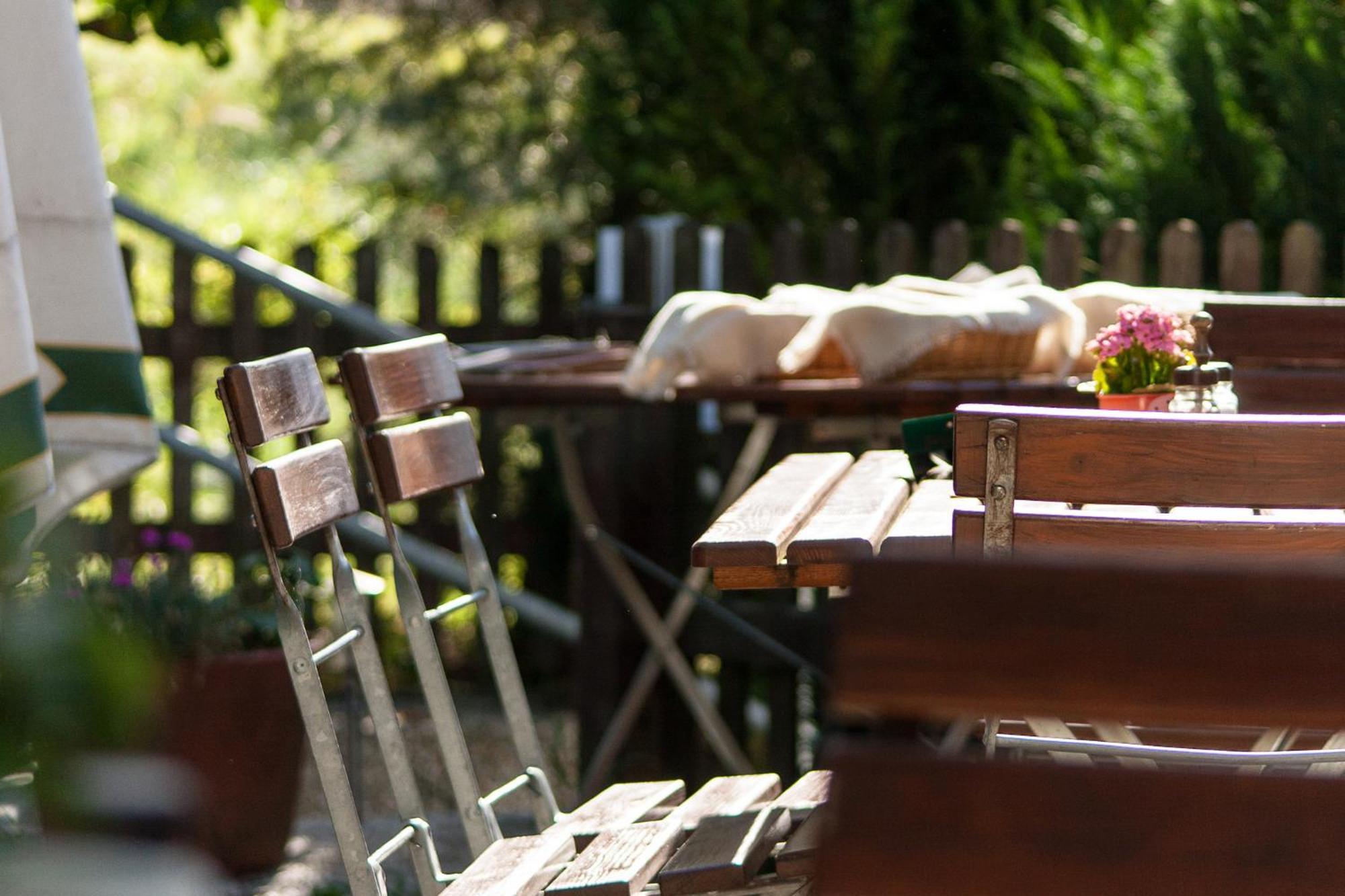Landhotel Alt-Jocketa Pöhl エクステリア 写真